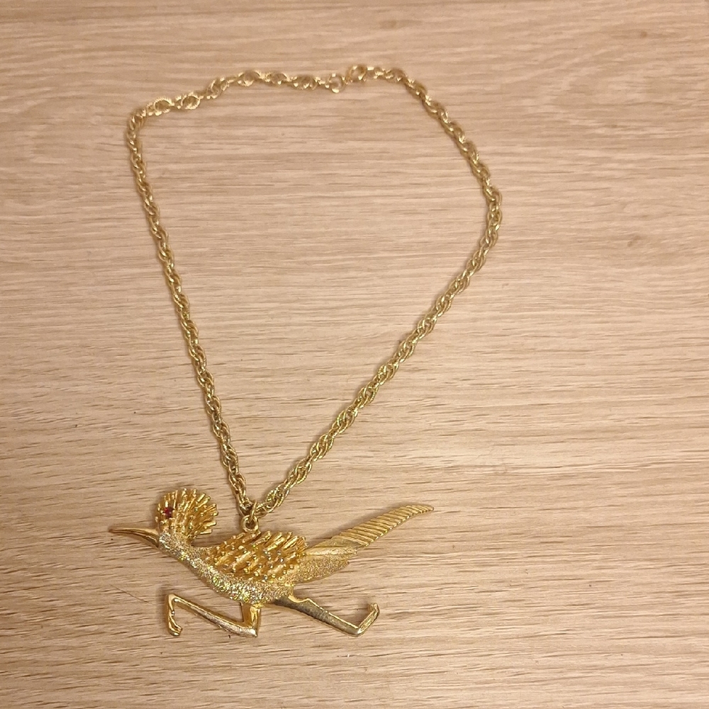 Vintage (60s) Goldtone Roadrunner Necklace - Picture 2 of 2